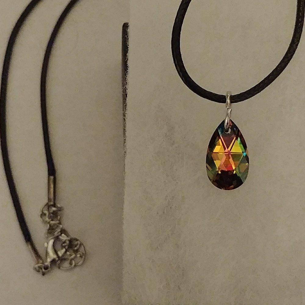 Cypress Green Crystal Teardrop Necklace - Picture 4 of 8